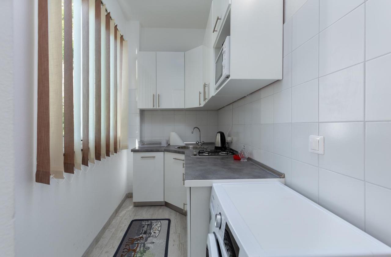 Top Central Apartments Пула Экстерьер фото