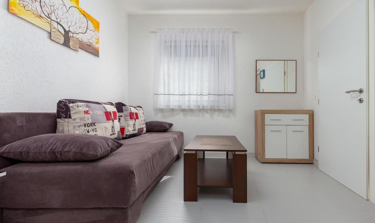 Top Central Apartments Пула Экстерьер фото